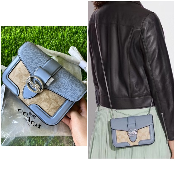 Coach Handbags - NWT coach Georgie Crossbody In Signature Canvas